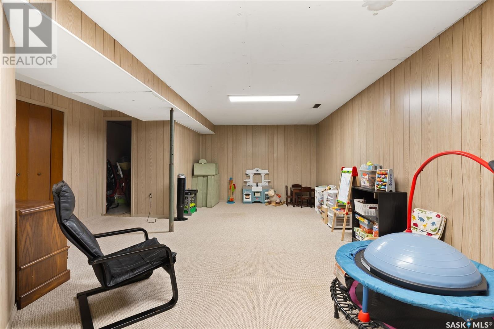 1335 Kent Street, Regina, Saskatchewan  S4T 5T2 - Photo 24 - SK009157