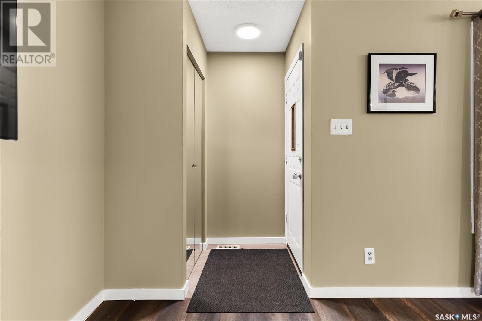 1335 Kent Street, Regina, Saskatchewan  S4T 5T2 - Photo 3 - SK009157