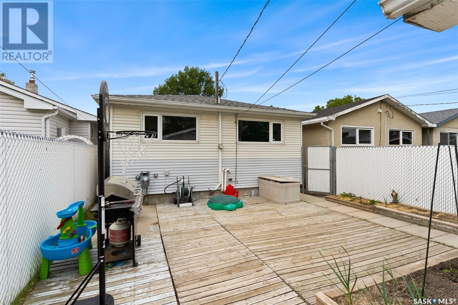1335 Kent Street, Regina, Saskatchewan  S4T 5T2 - Photo 31 - SK009157