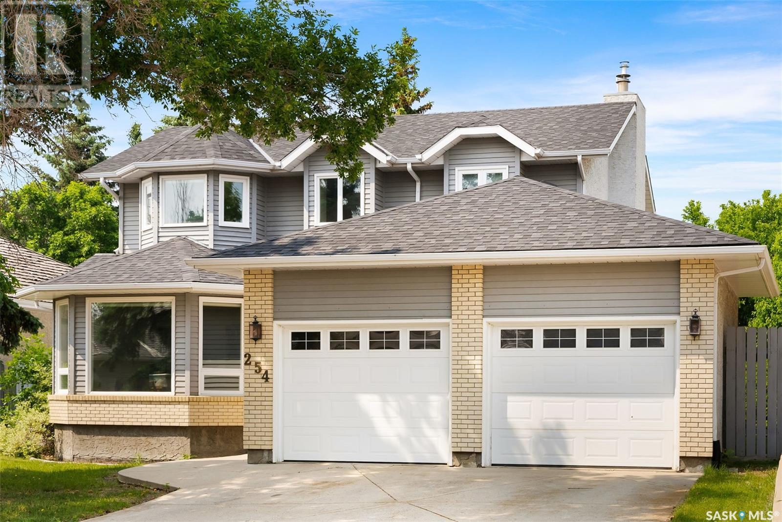 254 Rogers ROAD, regina, Saskatchewan