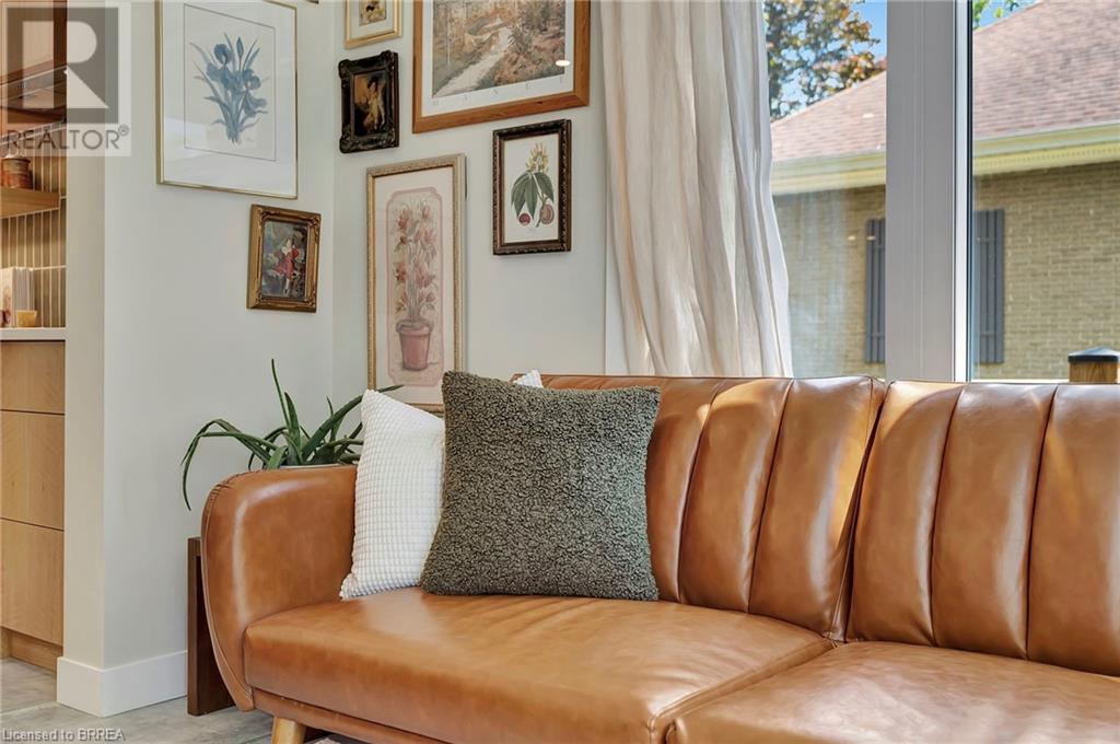 Photo 8 of 49 for 21 North Street