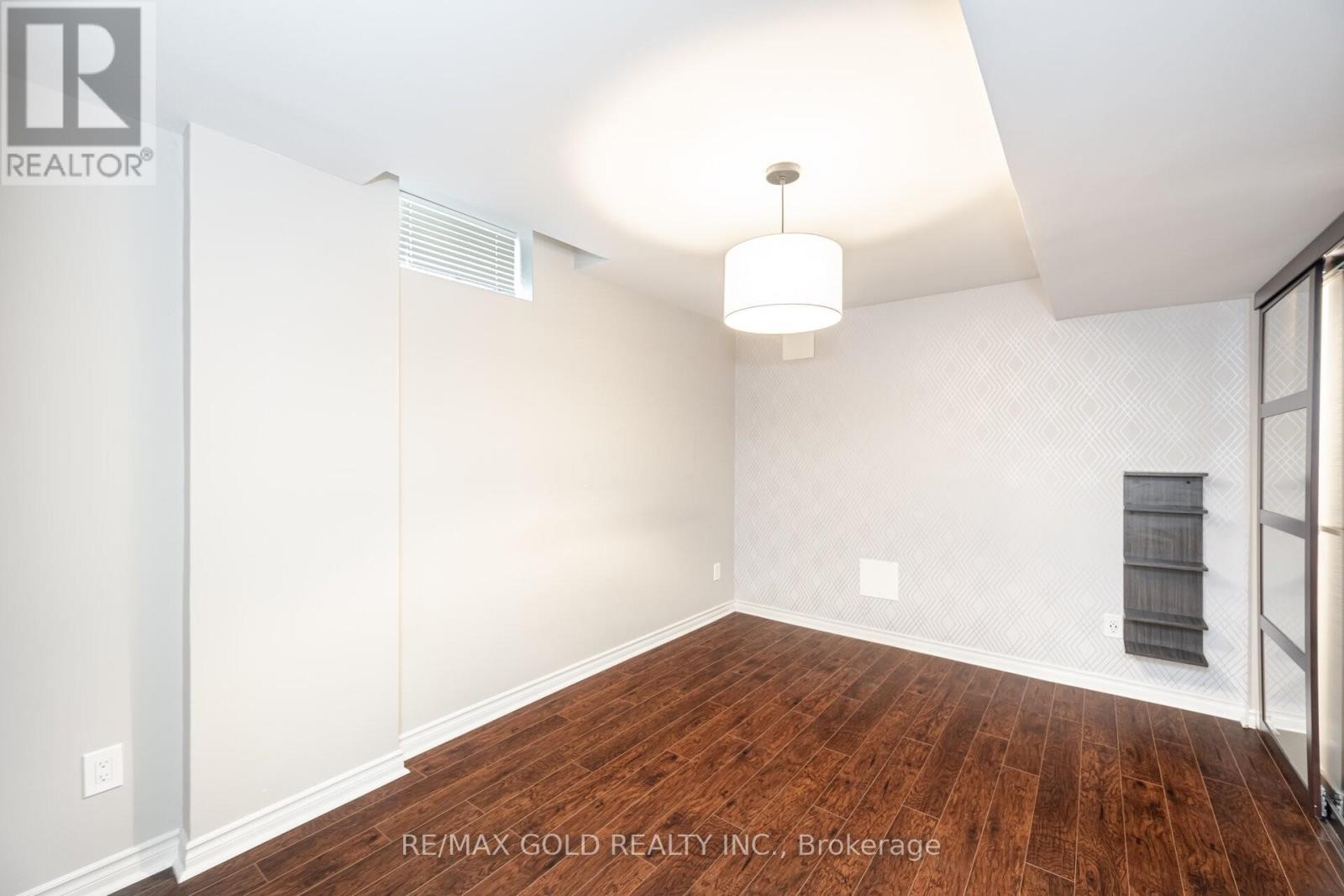 38 Esposito Drive, Caledon (Bolton East), Ontario  L7E 1T4 - Photo 26 - W12215670