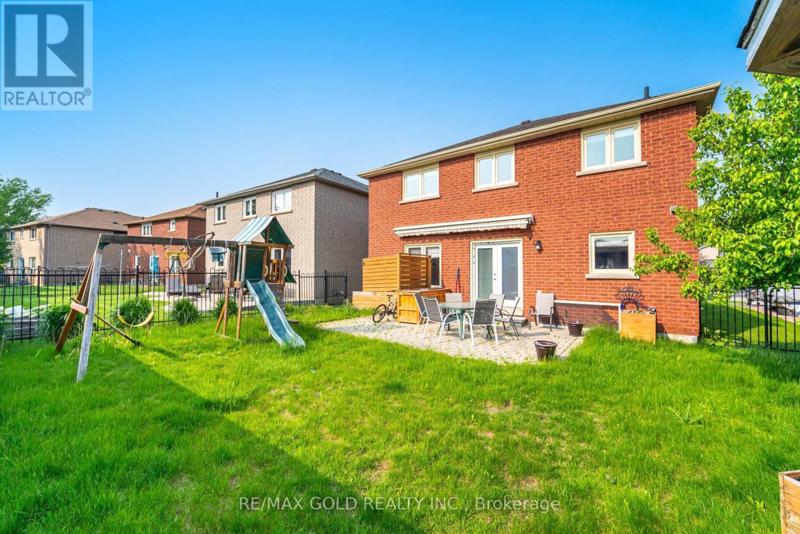 38 Esposito Drive, Caledon (Bolton East), Ontario  L7E 1T4 - Photo 30 - W12215670