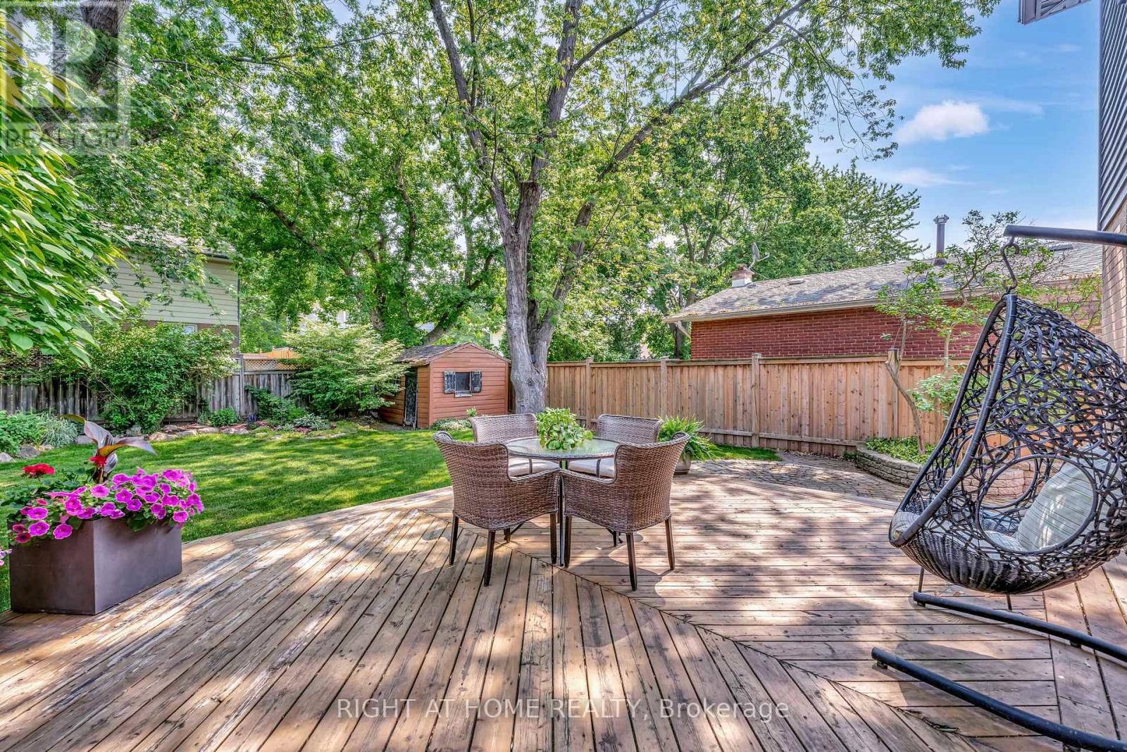 1349 Oxford Avenue, Oakville (Cp College Park), Ontario  L6H 1T2 - Photo 25 - W12215679