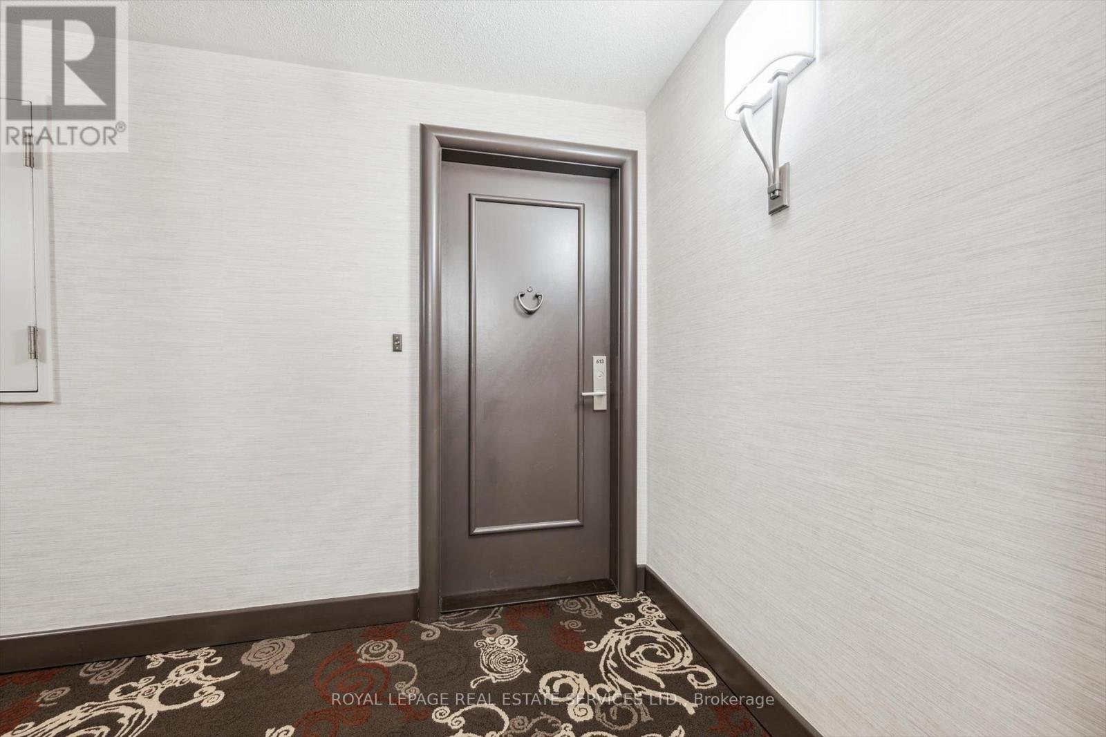 613 - 1400 Dixie Road, Mississauga (Lakeview), Ontario  L5E 3E1 - Photo 5 - W12215712