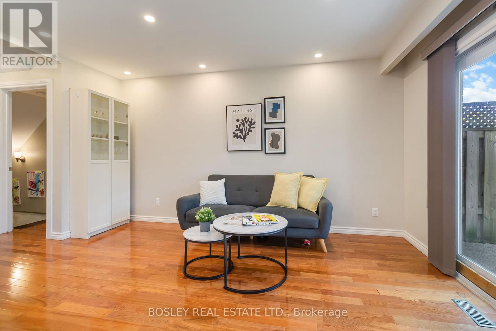 96 Orsett Street, Oakville (Cp College Park), Ontario  L6H 2N9 - Photo 4 - W12215729