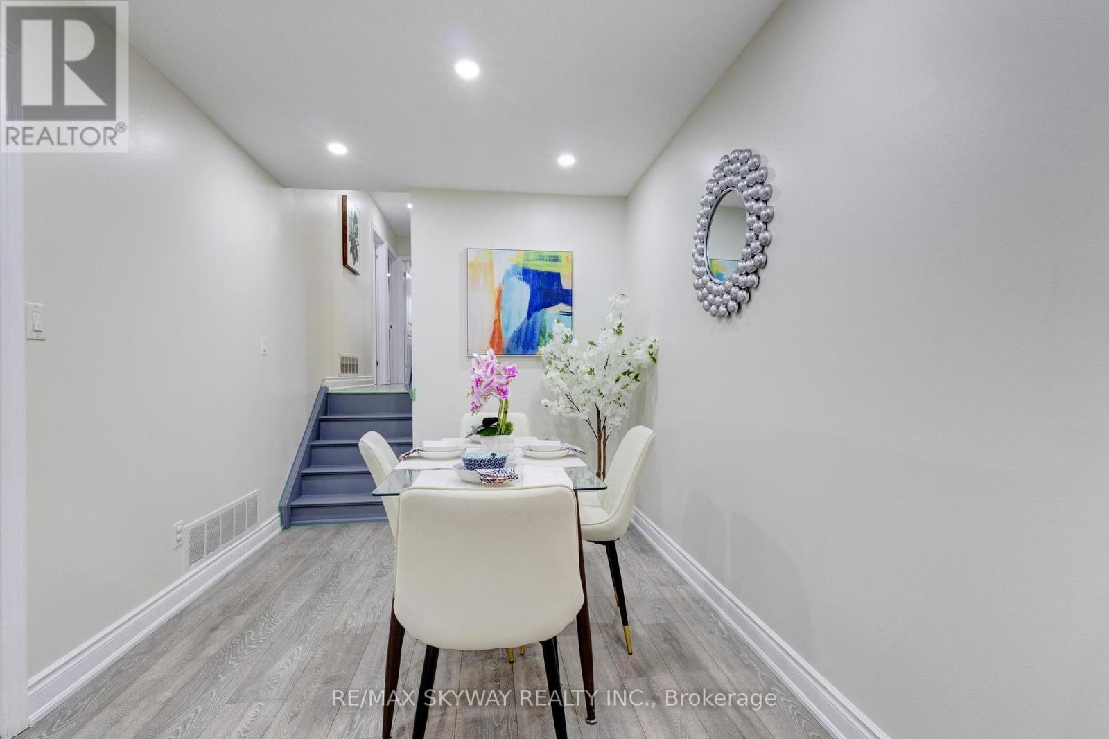 2637 Widemarr Road, Mississauga (Clarkson), Ontario  L5J 1M4 - Photo 15 - W12215742