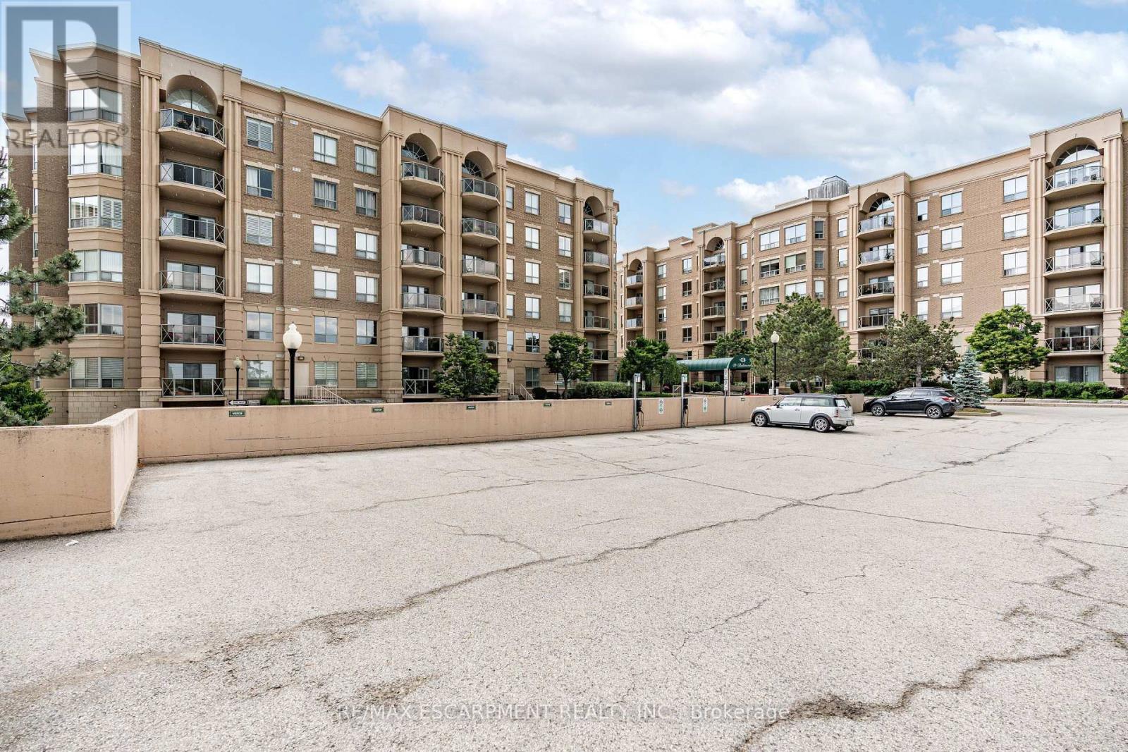 506 - 2075 Amherst Heights Drive, Burlington (Brant Hills), Ontario  L7P 5B8 - Photo 5 - W12215774