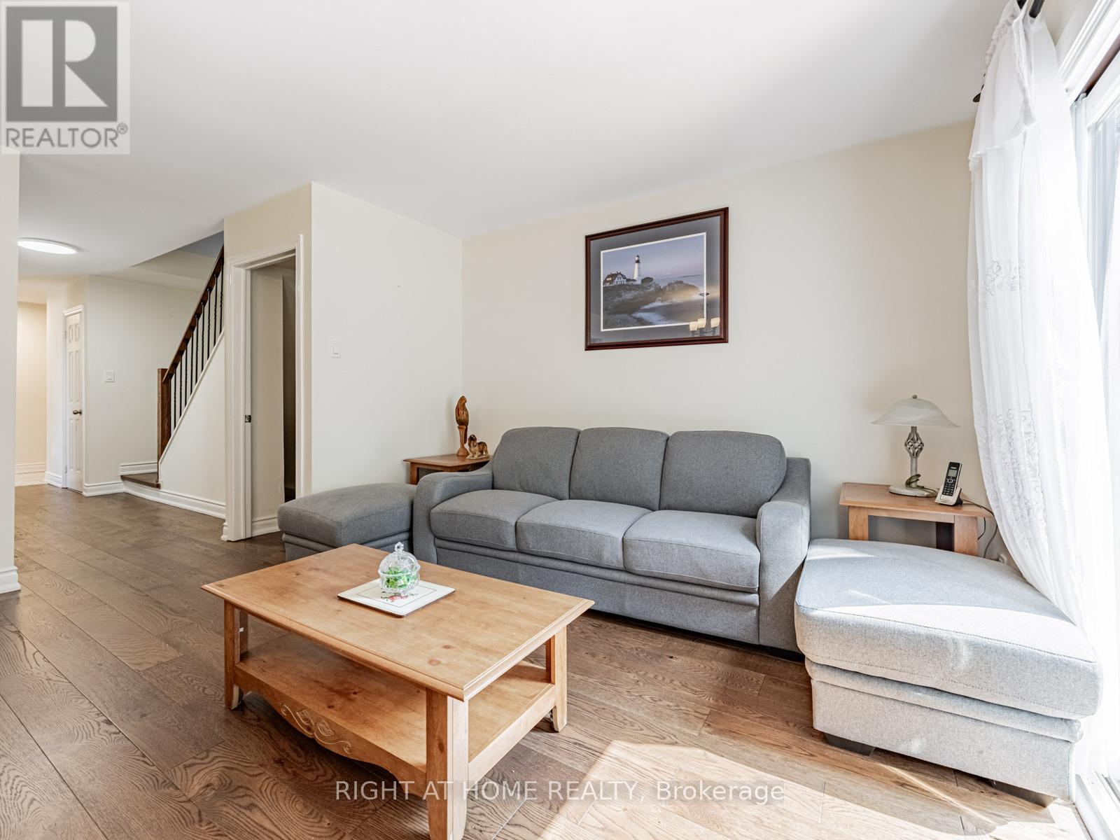 121 Ashridge Court, Mississauga (Rathwood), Ontario  L4Z 1K5 - Photo 8 - W12215787
