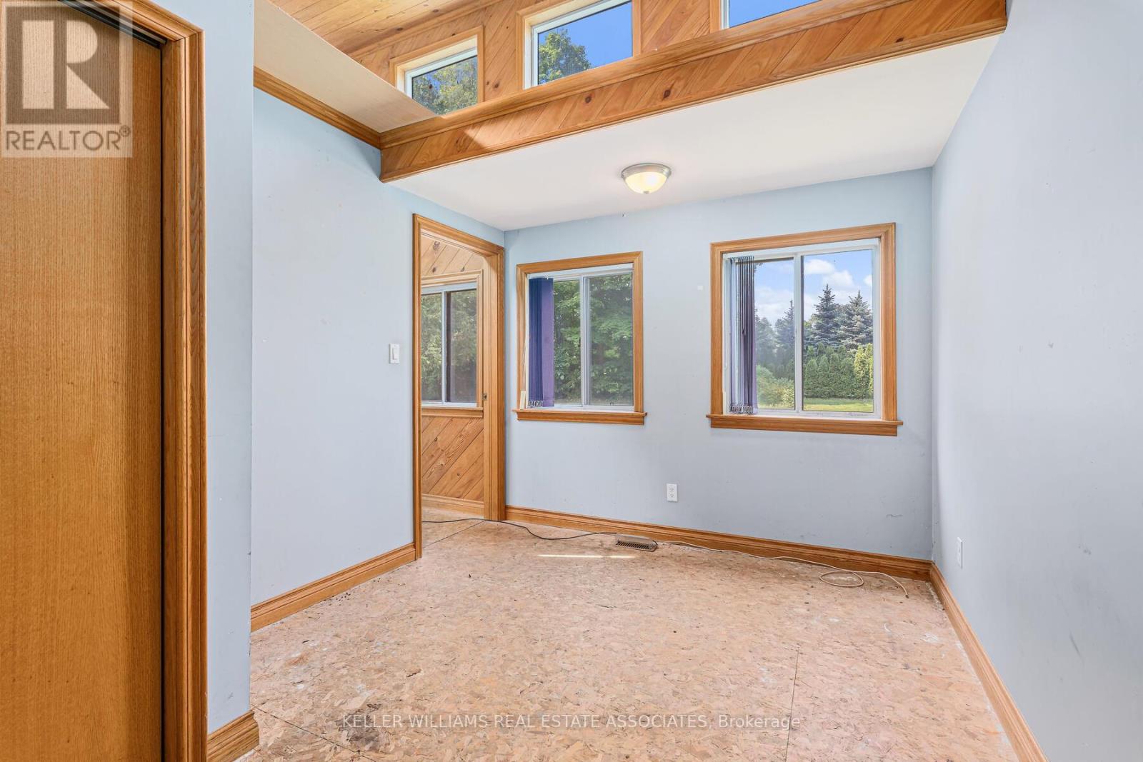 12442 Wolseley Street, Halton Hills (Limehouse), Ontario  L0P 1H0 - Photo 13 - W12215801