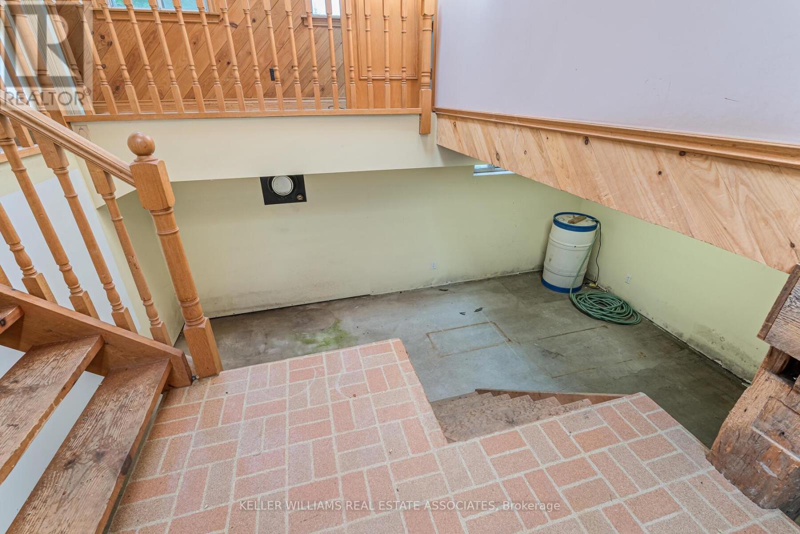 12442 Wolseley Street, Halton Hills (Limehouse), Ontario  L0P 1H0 - Photo 26 - W12215801