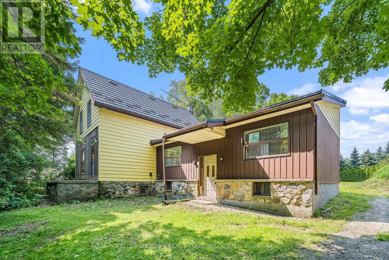 12442 Wolseley Street, Halton Hills (Limehouse), Ontario  L0P 1H0 - Photo 3 - W12215801