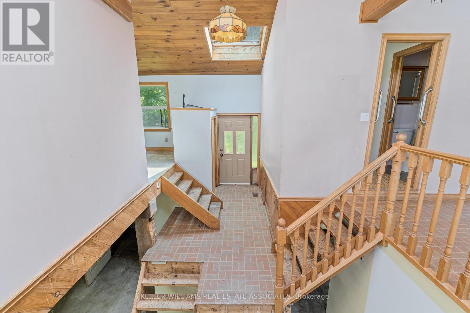 12442 Wolseley Street, Halton Hills (Limehouse), Ontario  L0P 1H0 - Photo 5 - W12215801