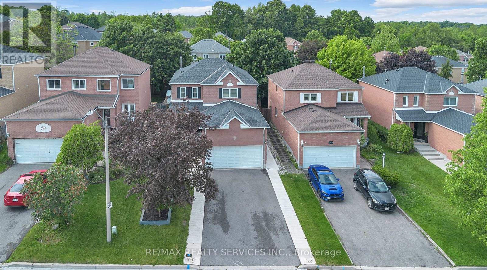 305 Faith Drive, Orangeville, Ontario  L9W 4P8 - Photo 2 - W12215812