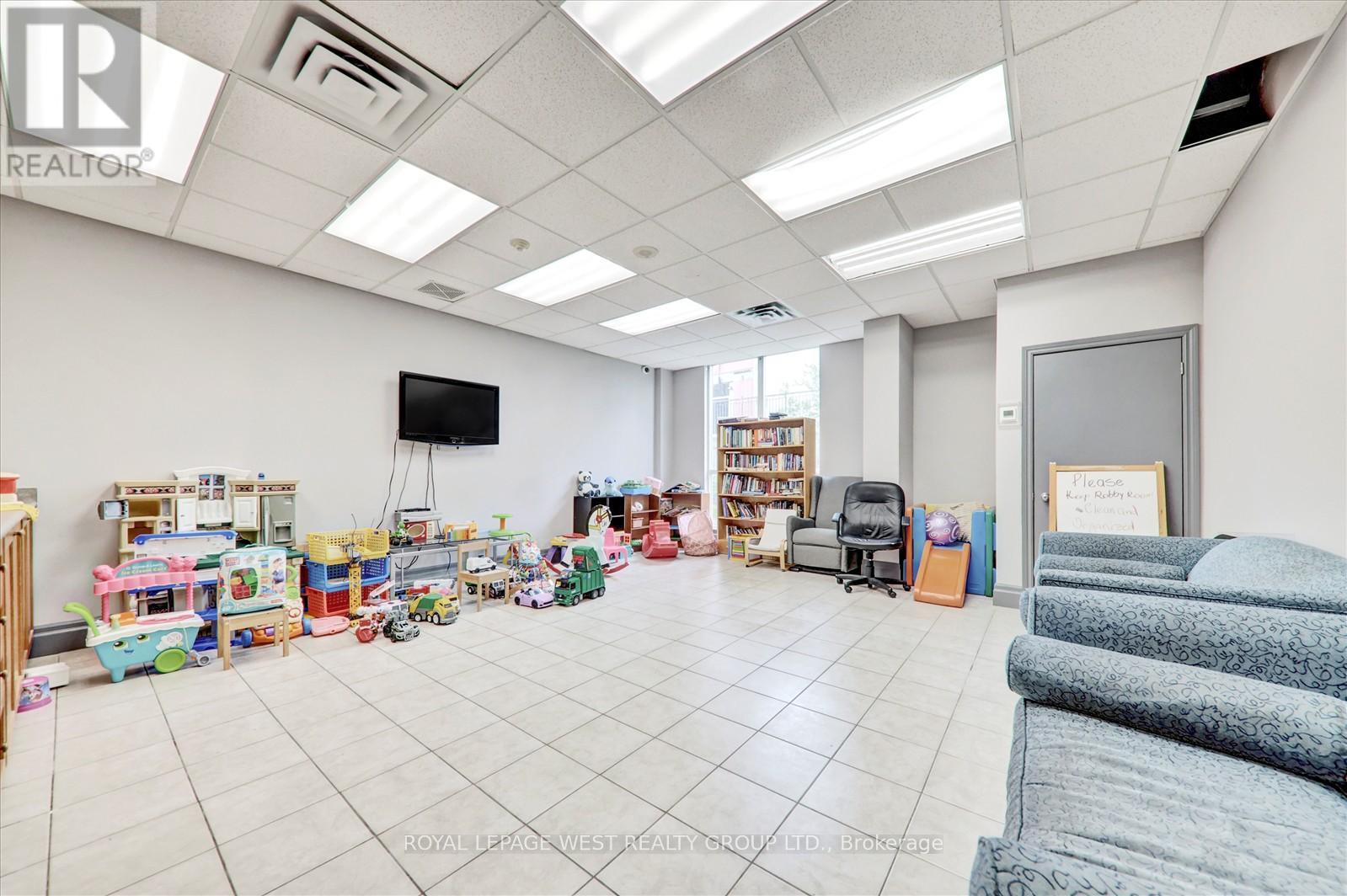 515 - 2088 Lawrence Avenue W, Toronto (Weston), Ontario  M9N 3Z9 - Photo 28 - W12215814