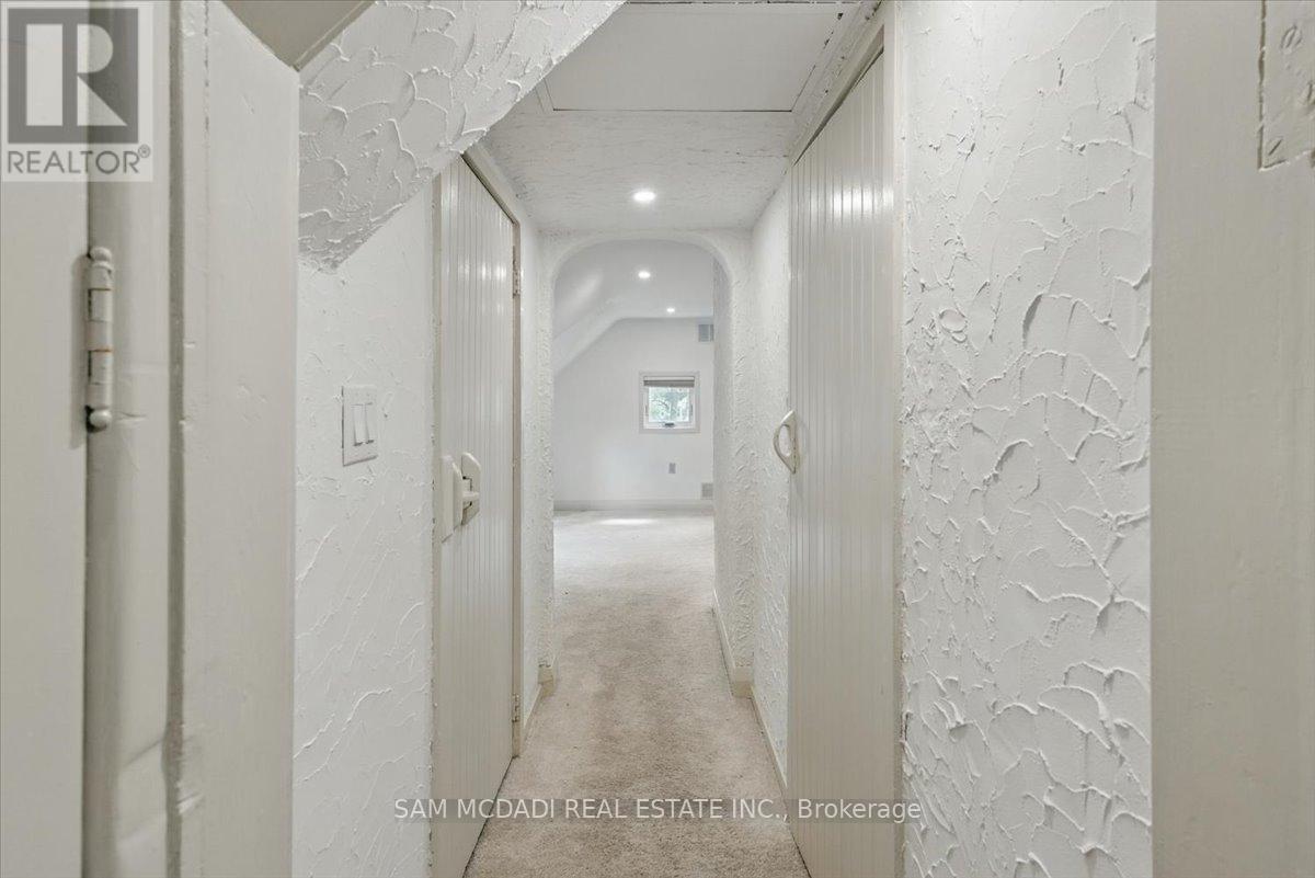 62 Maple Avenue S, Mississauga (Port Credit), Ontario  L5H 2R6 - Photo 24 - W12215840