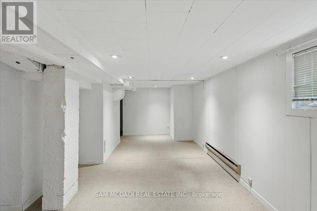 62 Maple Avenue S, Mississauga (Port Credit), Ontario  L5H 2R6 - Photo 29 - W12215840