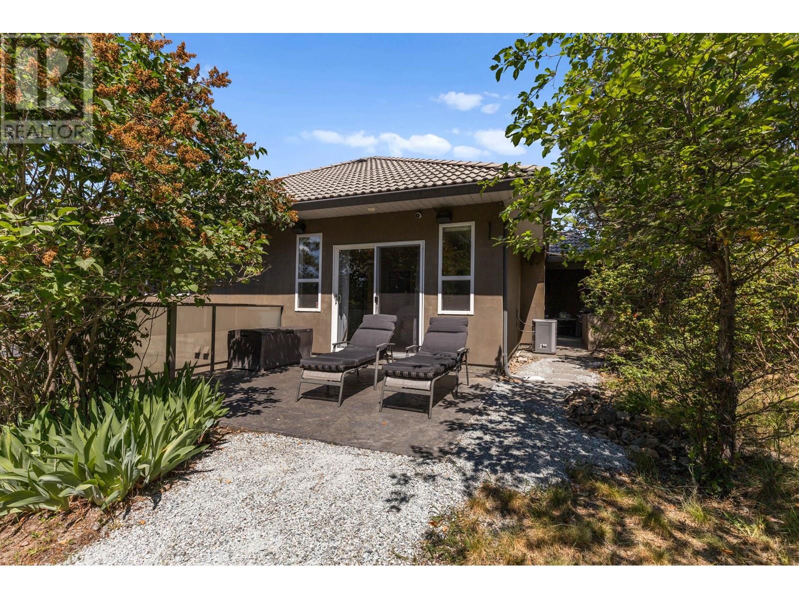 248 Magic Drive, Kelowna, British Columbia  V1V 1N2 - Photo 28 - 10351627