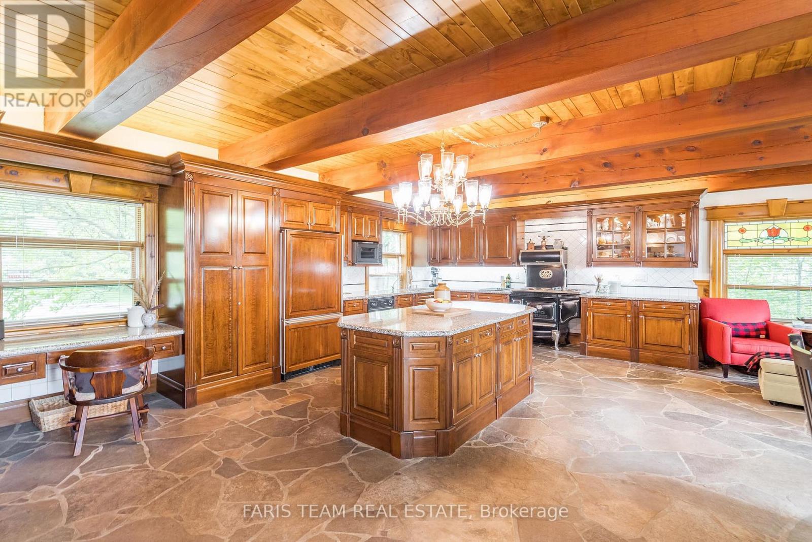 241 Monck Road, Kawartha Lakes, Ontario  L0K 4W0 - Photo 11 - X12215656
