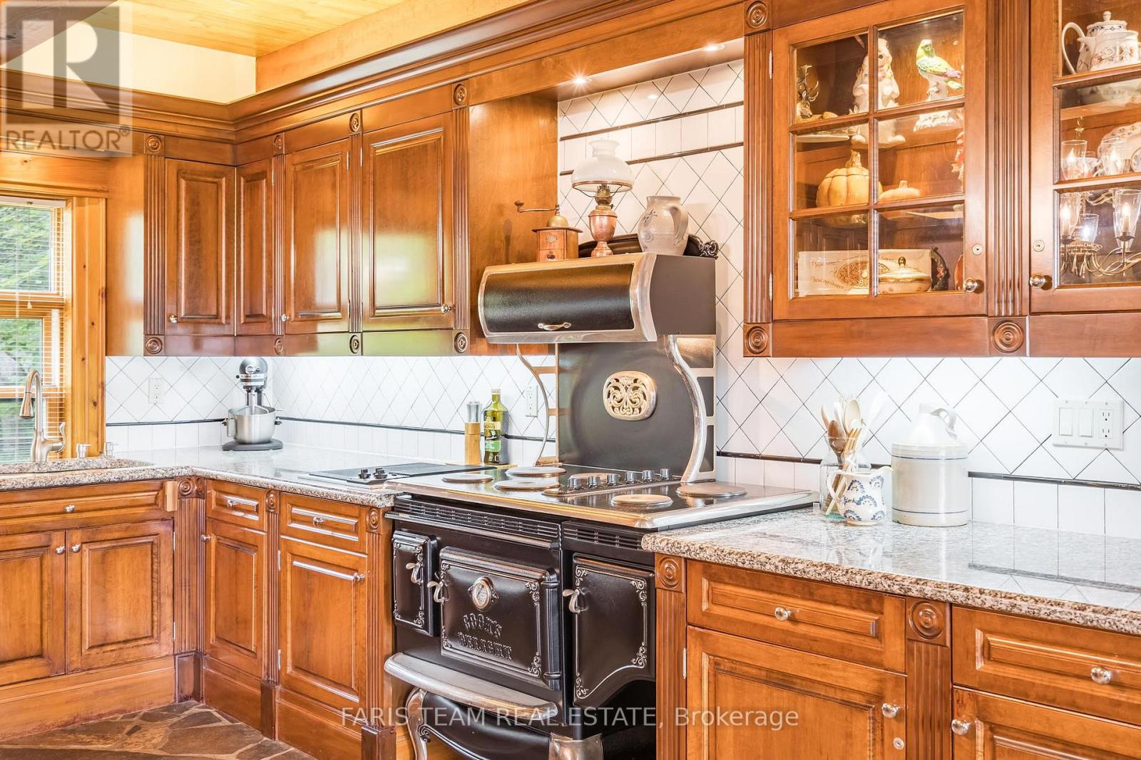 241 Monck Road, Kawartha Lakes, Ontario  L0K 4W0 - Photo 14 - X12215656