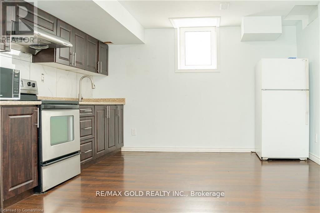 217 Thomas Avenue, Brantford, Ontario  N3S 0E2 - Photo 32 - X12215676