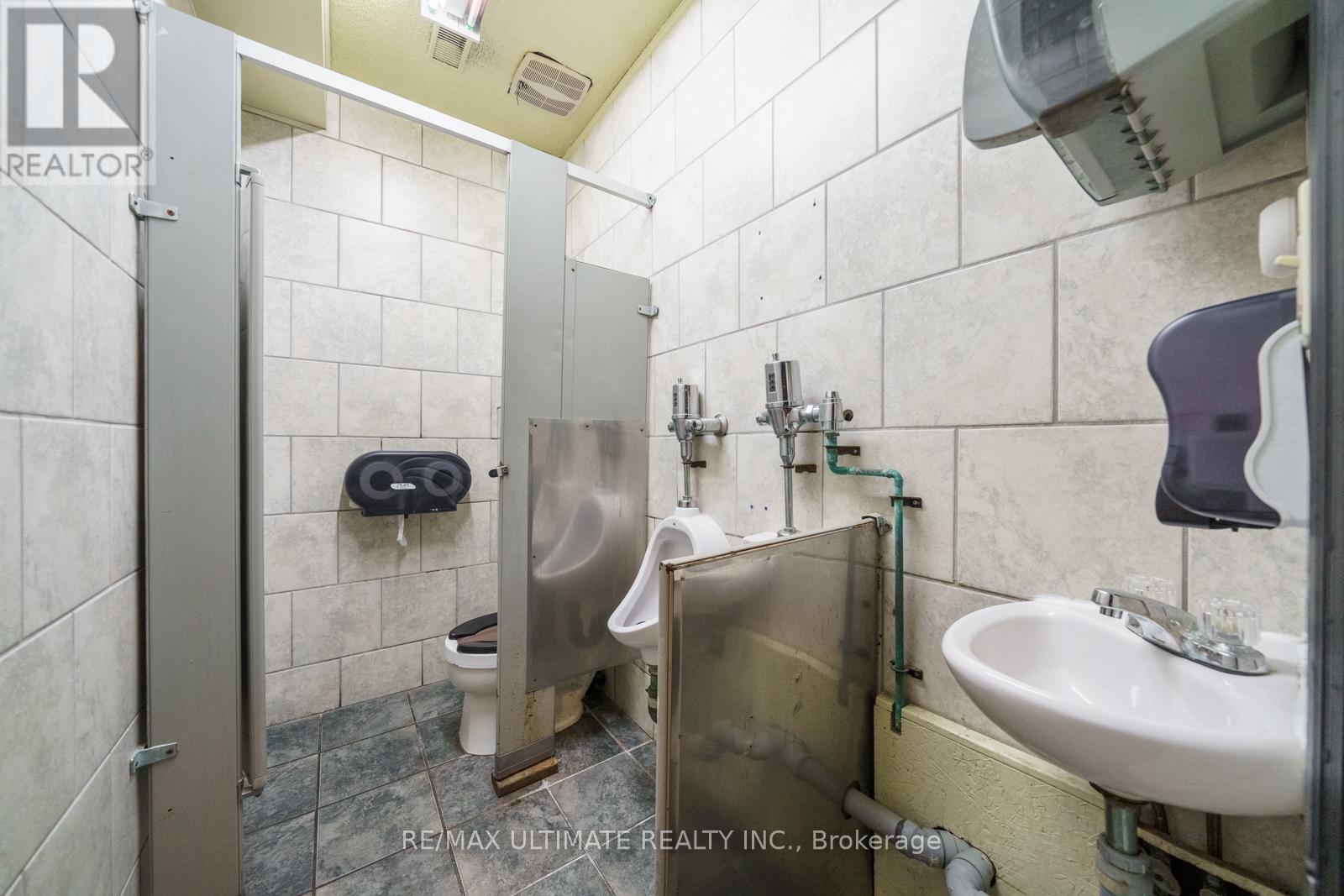 21 Augusta Street, Hamilton, Ontario  L8N 1P6 - Photo 32 - X12215723
