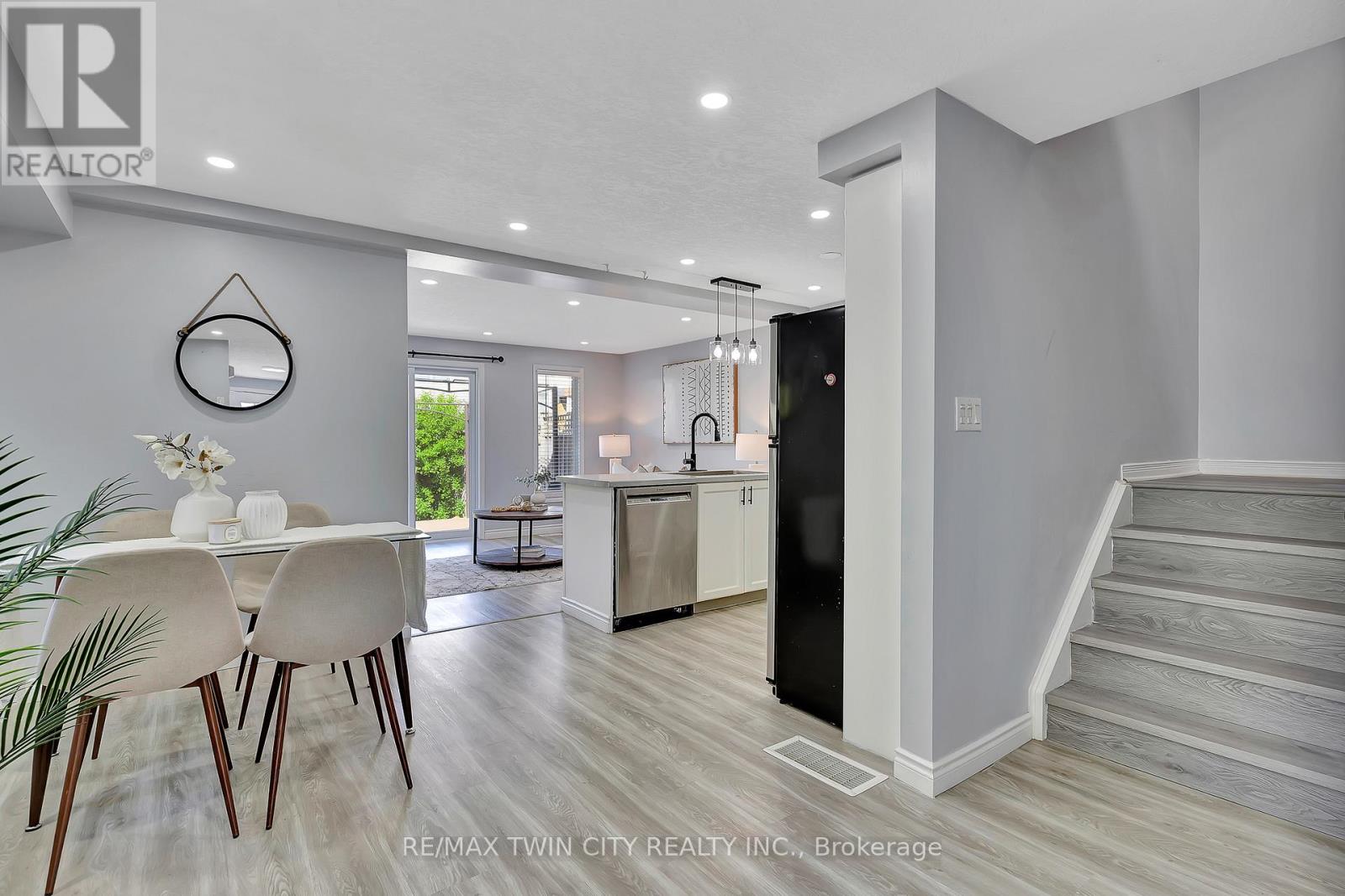 51 Madeleine Street, Kitchener, Ontario  N2R 1V4 - Photo 19 - X12215791