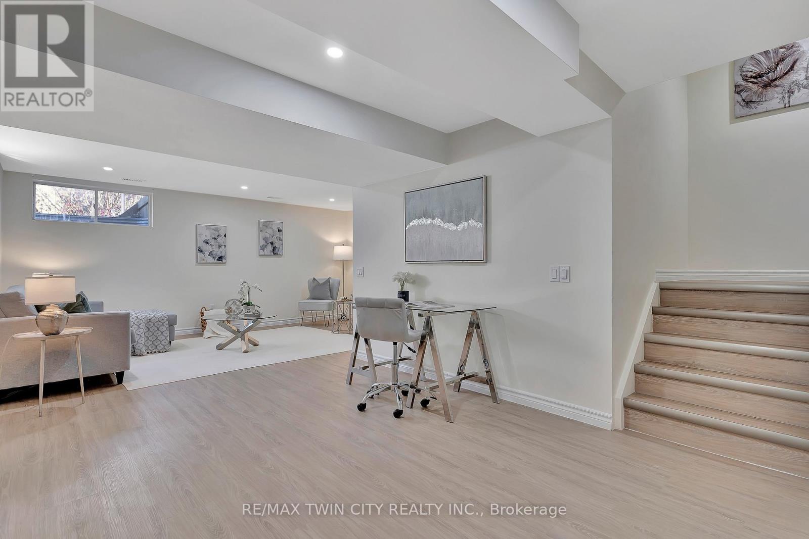 51 Madeleine Street, Kitchener, Ontario  N2R 1V4 - Photo 33 - X12215791