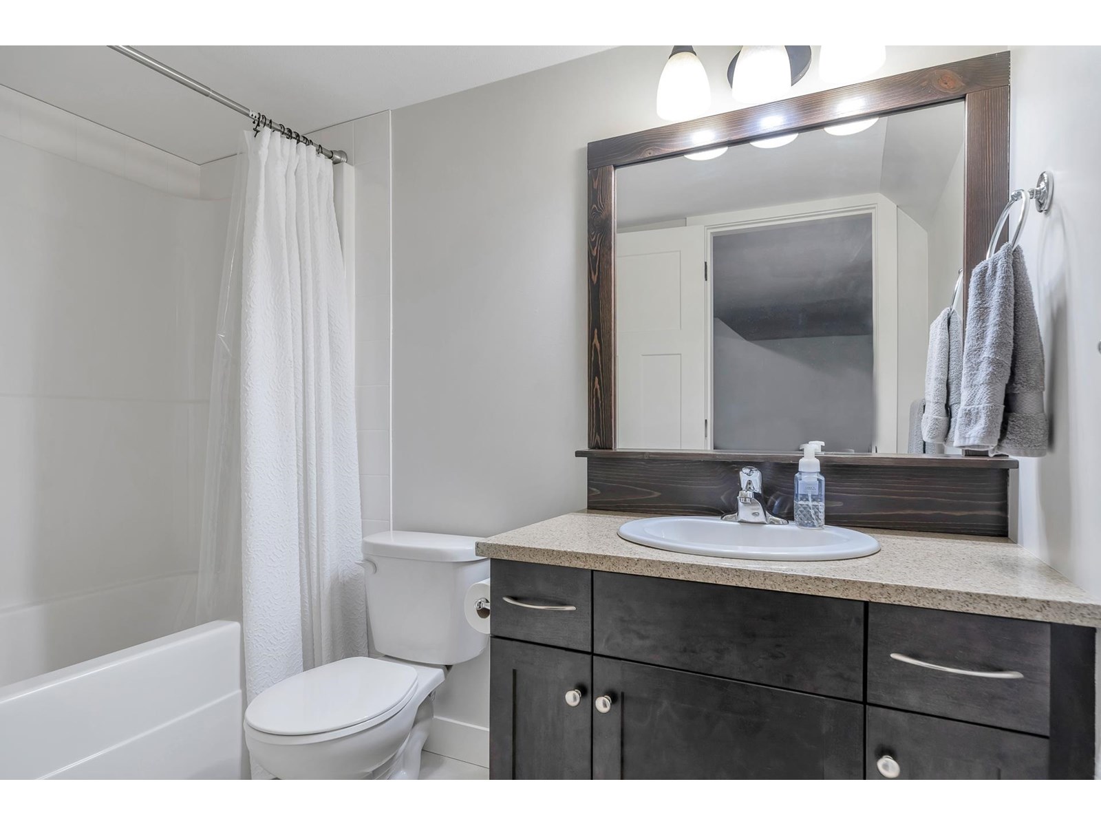6184 Rexford Drive, Promontory, Chilliwack, British Columbia  V2R 0L3 - Photo 11 - R3014345