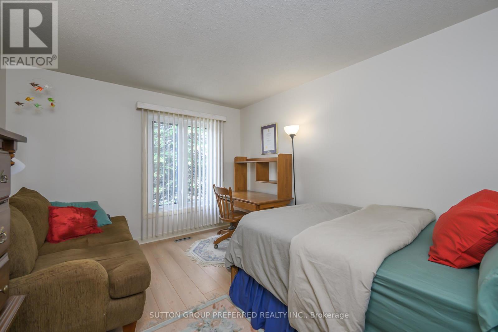 51 - 50 Fiddlers Green Road, London North (North P), Ontario  N6H 4T4 - Photo 29 - X12215913
