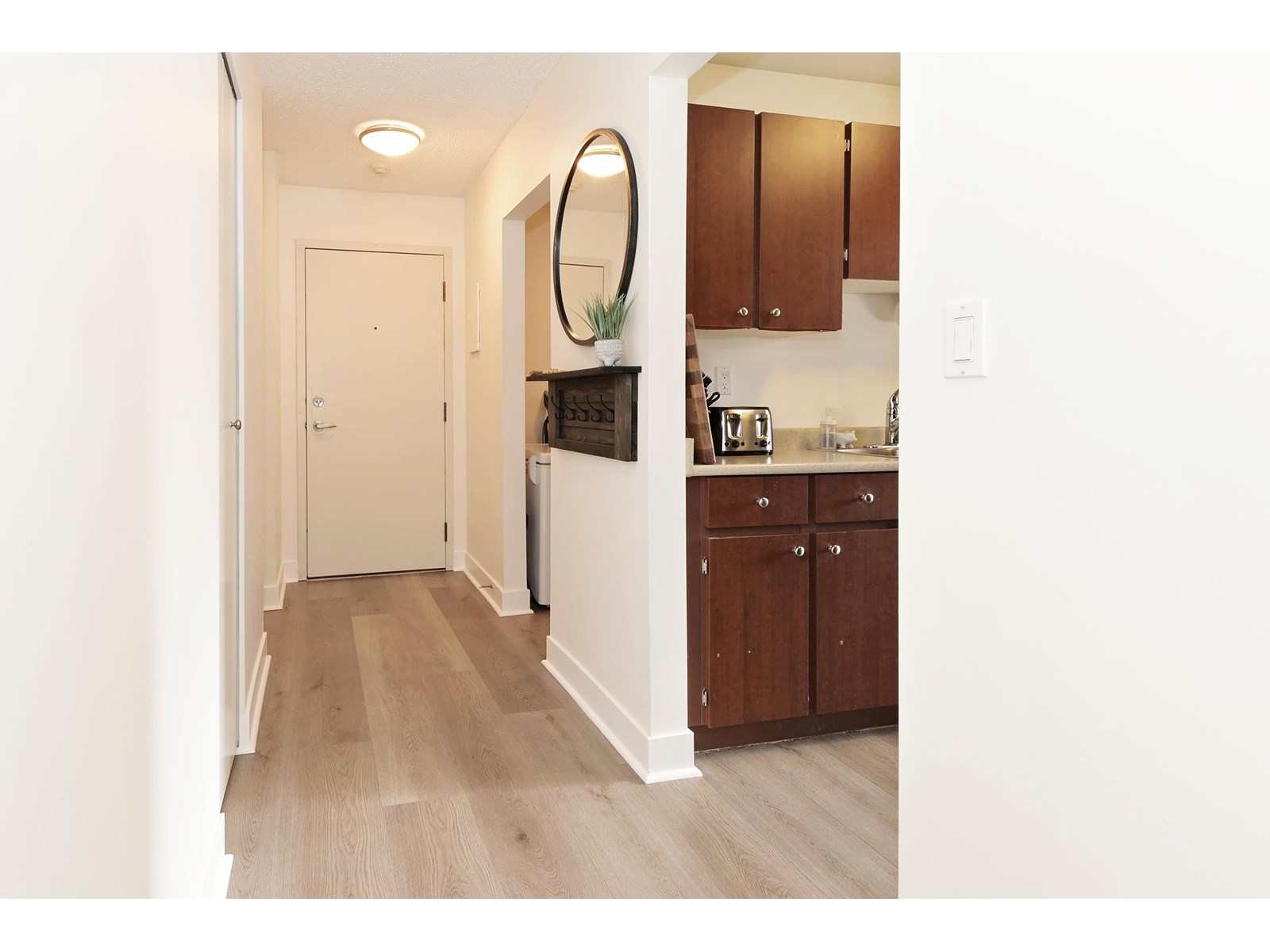 301 5700 200 Street, Langley, British Columbia  V3A 7S6 - Photo 15 - R3014319