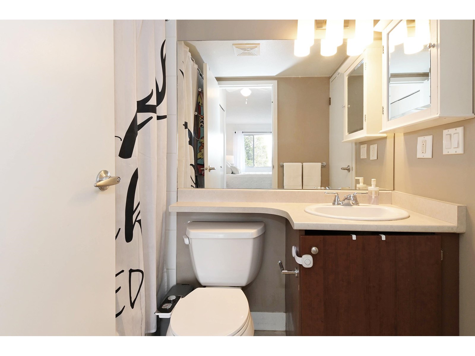 301 5700 200 Street, Langley, British Columbia  V3A 7S6 - Photo 10 - R3014319