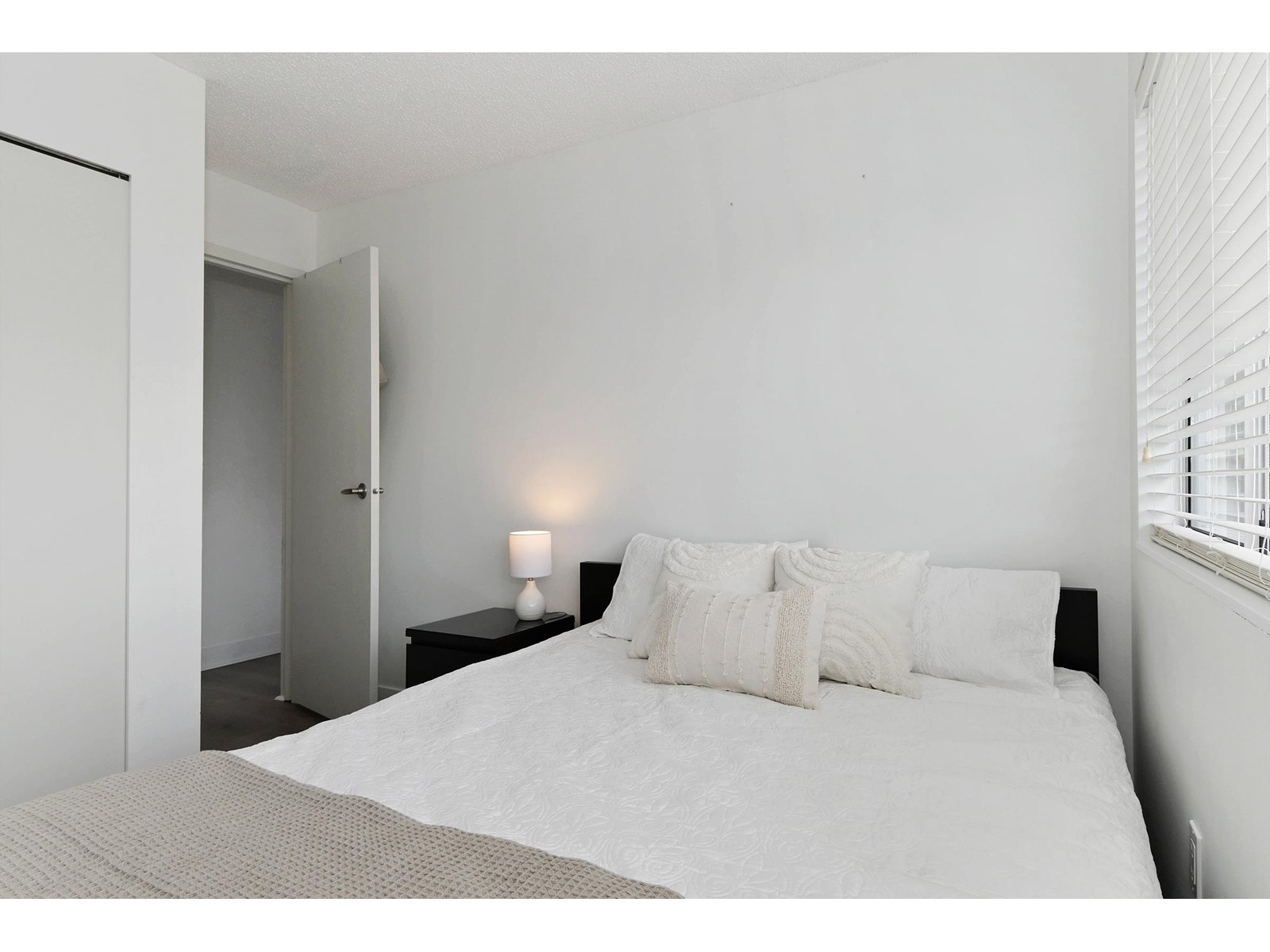301 5700 200 Street, Langley, British Columbia  V3A 7S6 - Photo 12 - R3014319