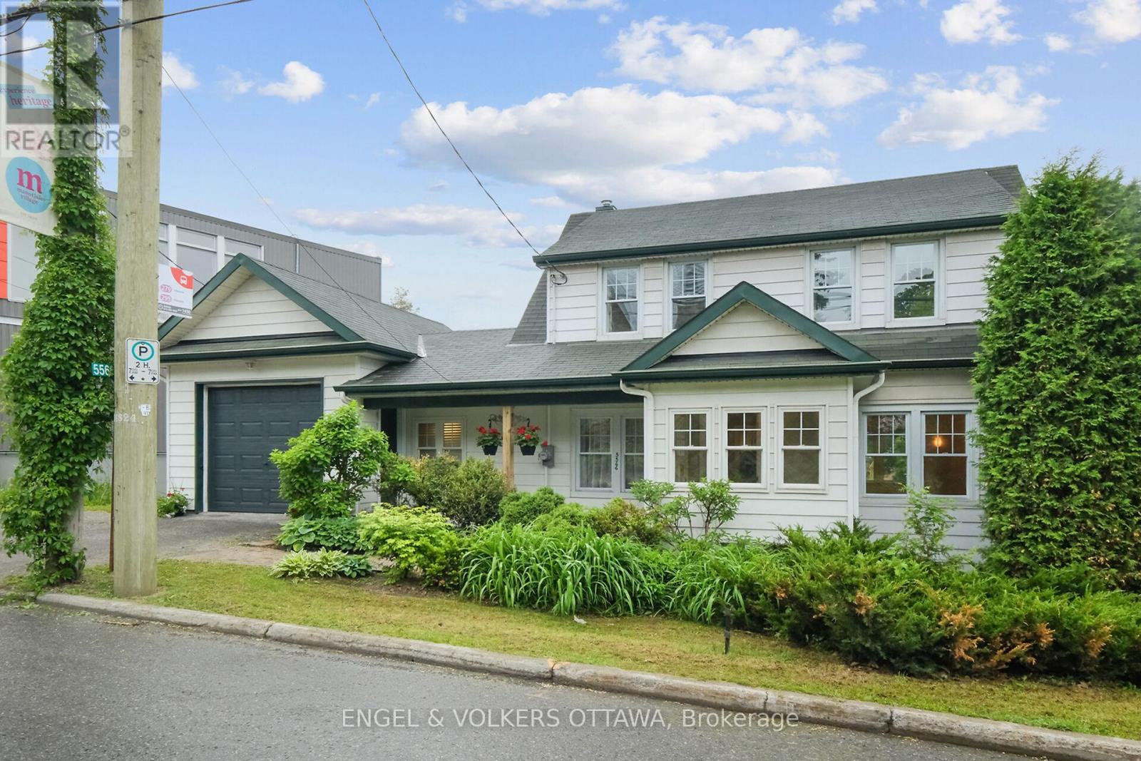 5566 MAIN STREET, Ottawa, Ontario
