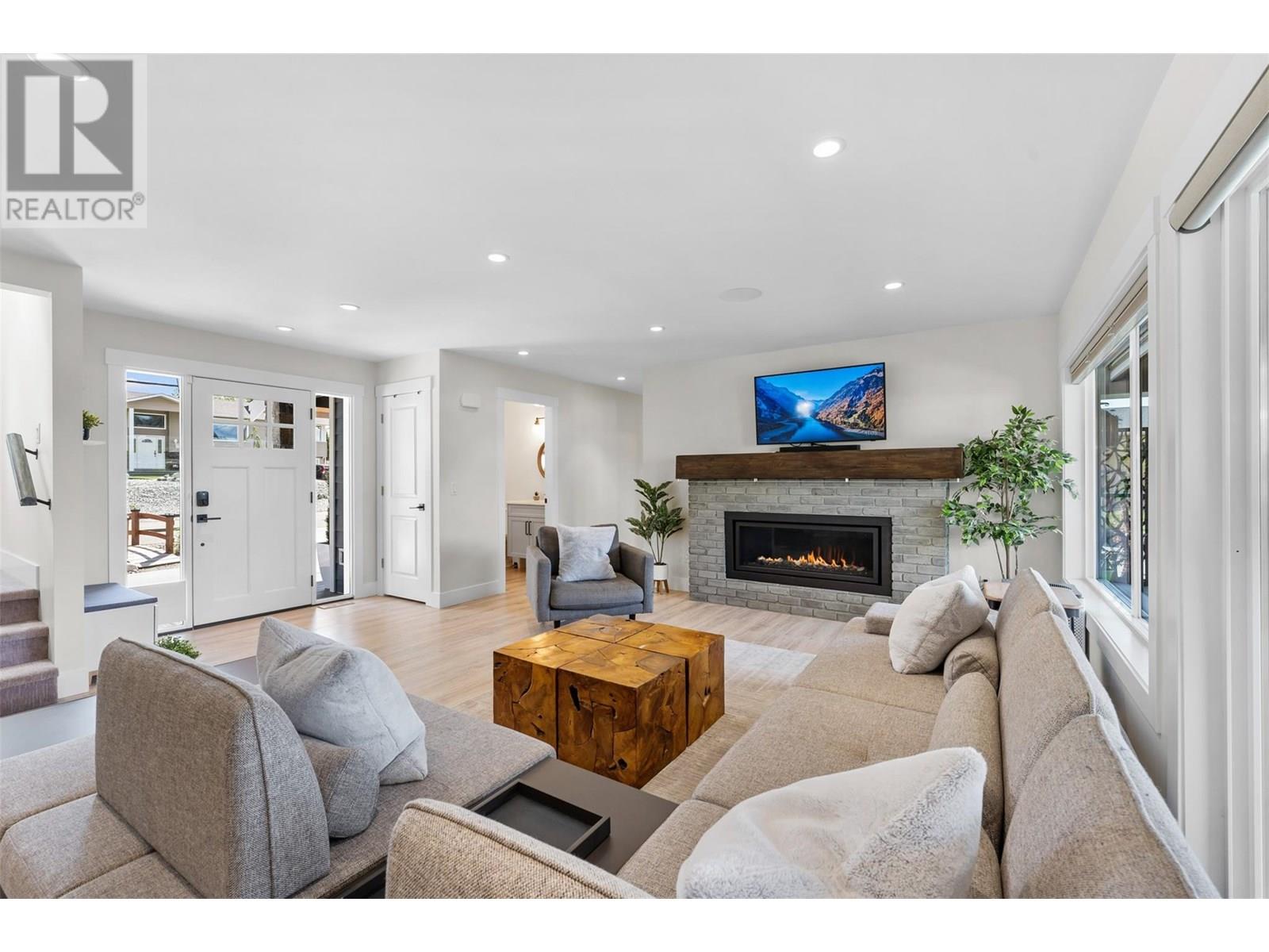 3010 Thacker Drive, West Kelowna, British Columbia  V1Z 1X4 - Photo 13 - 10351973