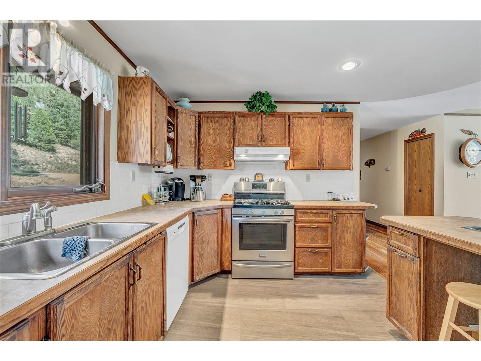 1116 Old Hedley Road, Princeton, British Columbia  V0X 1W0 - Photo 17 - 10351302