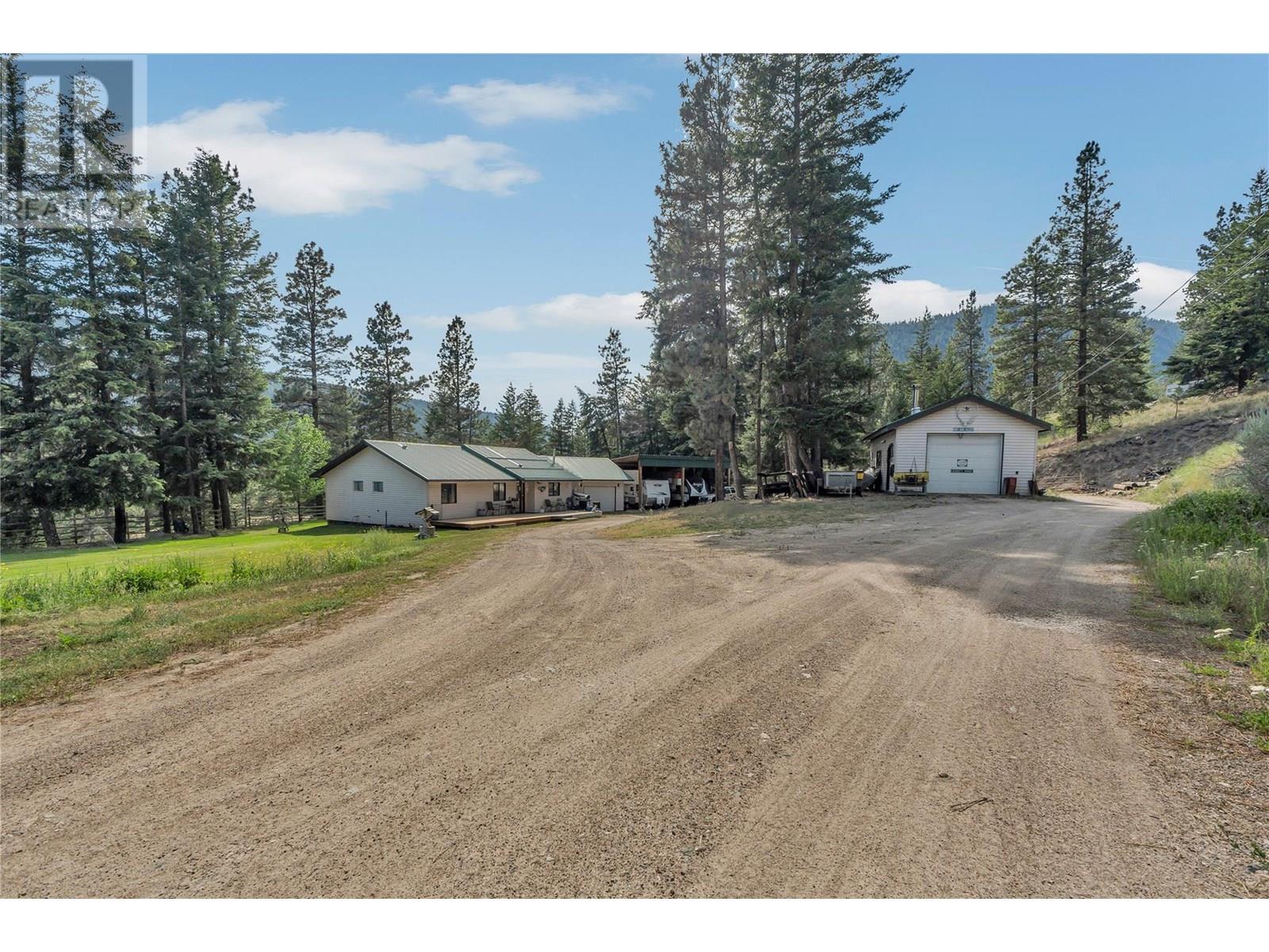 1116 Old Hedley Road, Princeton, British Columbia  V0X 1W0 - Photo 3 - 10351302