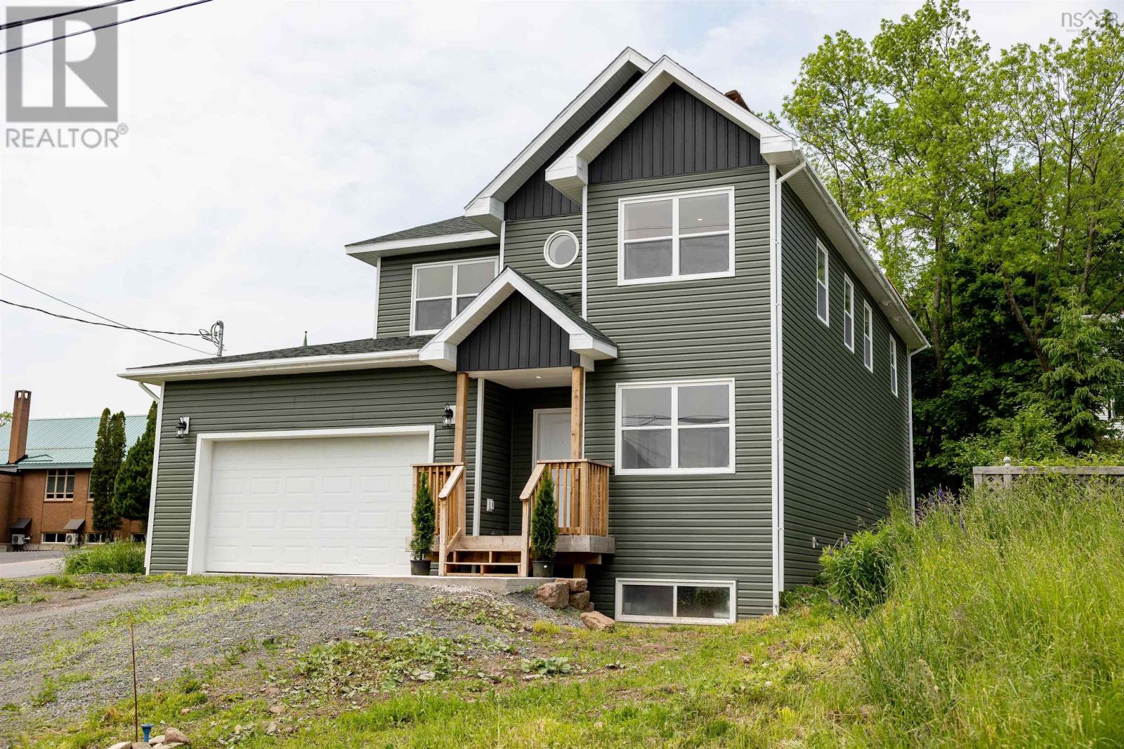 134 High Street, Pictou, Nova Scotia  B0K 1H0 - Photo 1 - 202514160