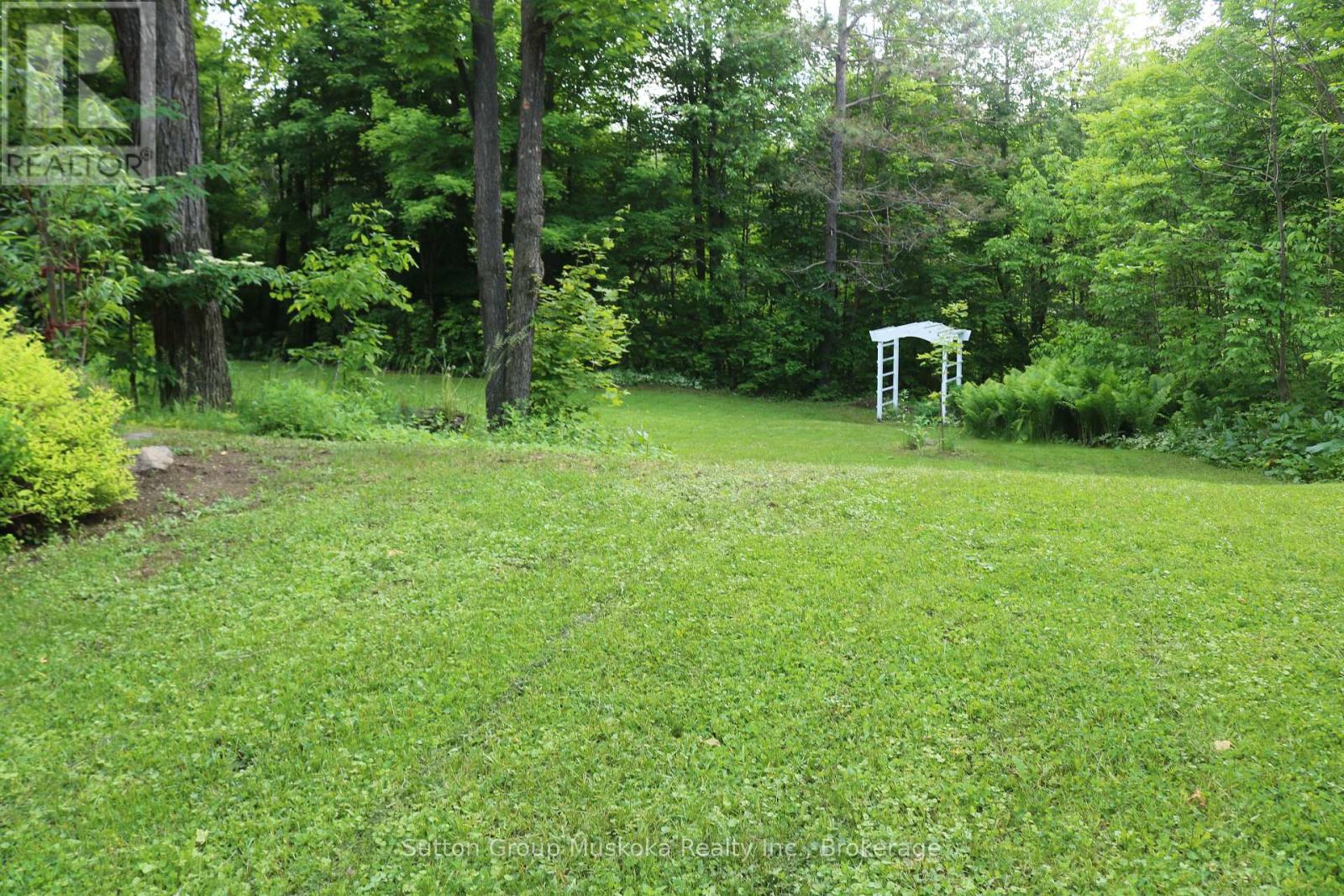 2360 60 Highway, Lake Of Bays (Franklin), Ontario  P1H 2E5 - Photo 26 - X12215869