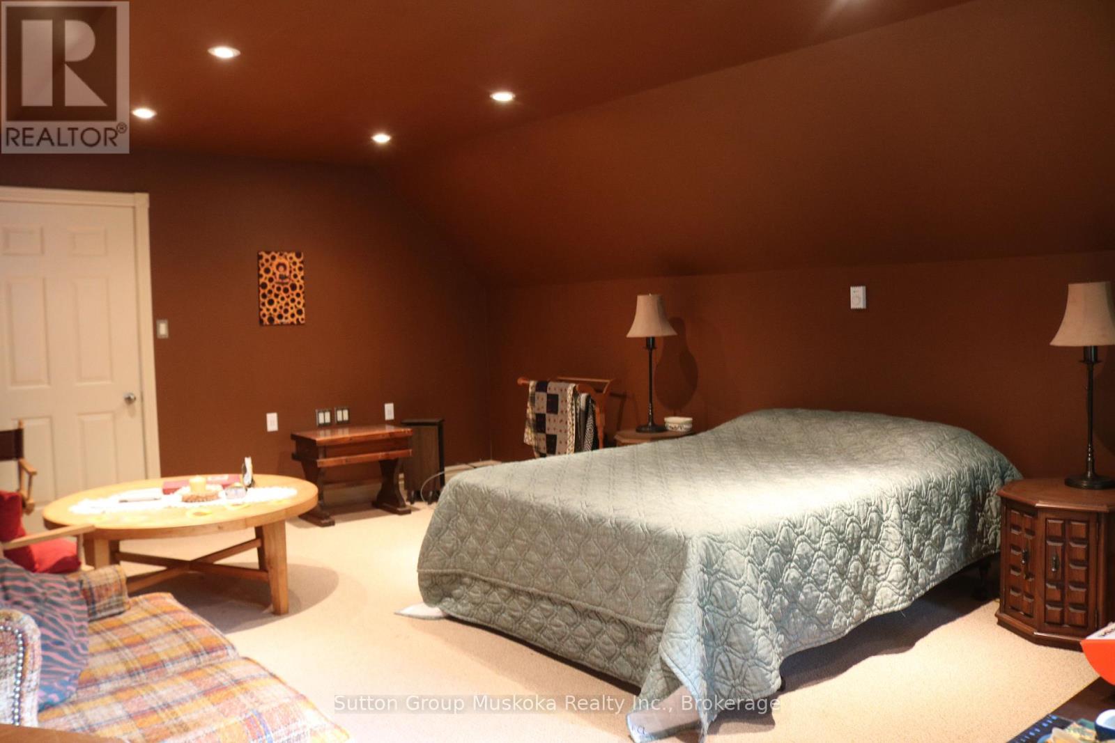 2360 60 Highway, Lake Of Bays, Ontario  P1H 2E5 - Photo 28 - X12215869