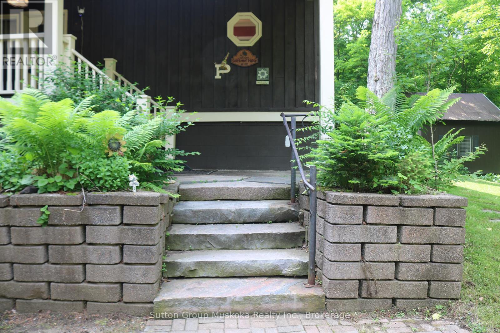 2360 60 Highway, Lake Of Bays (Franklin), Ontario  P1H 2E5 - Photo 3 - X12215869