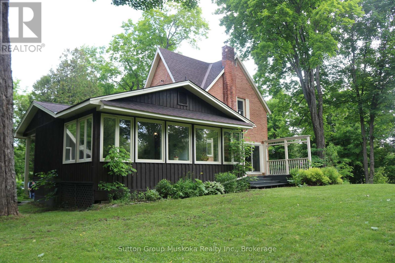2360 60 Highway, Lake Of Bays, Ontario  P1H 2E5 - Photo 33 - X12215869