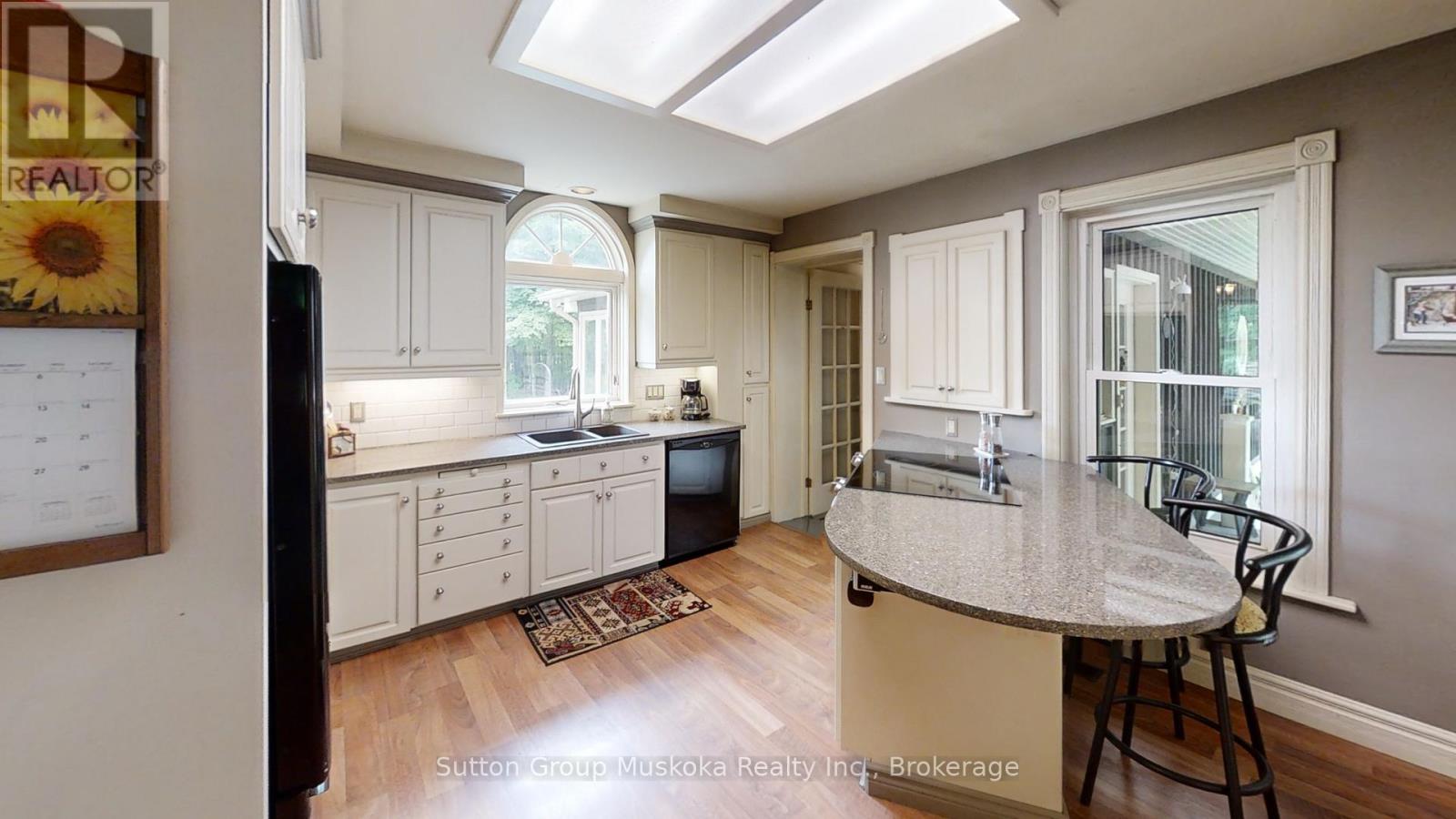 2360 60 Highway, Lake Of Bays, Ontario  P1H 2E5 - Photo 6 - X12215869