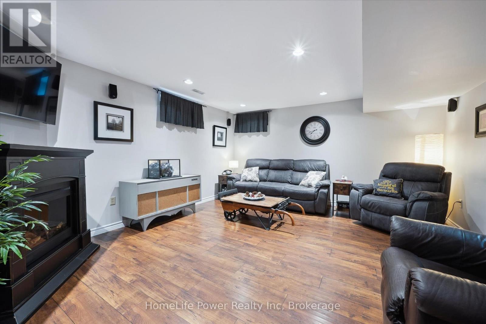 43 Hill Trail, Guelph (Grange Road), Ontario  N1E 7C5 - Photo 27 - X12215878
