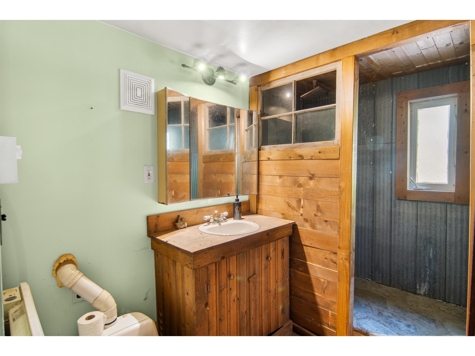 4139 Slesse Road, Chilliwack River Valley, Sardis - Chwk River Valley, British Columbia  V4Z 1B3 - Photo 12 - R3013064