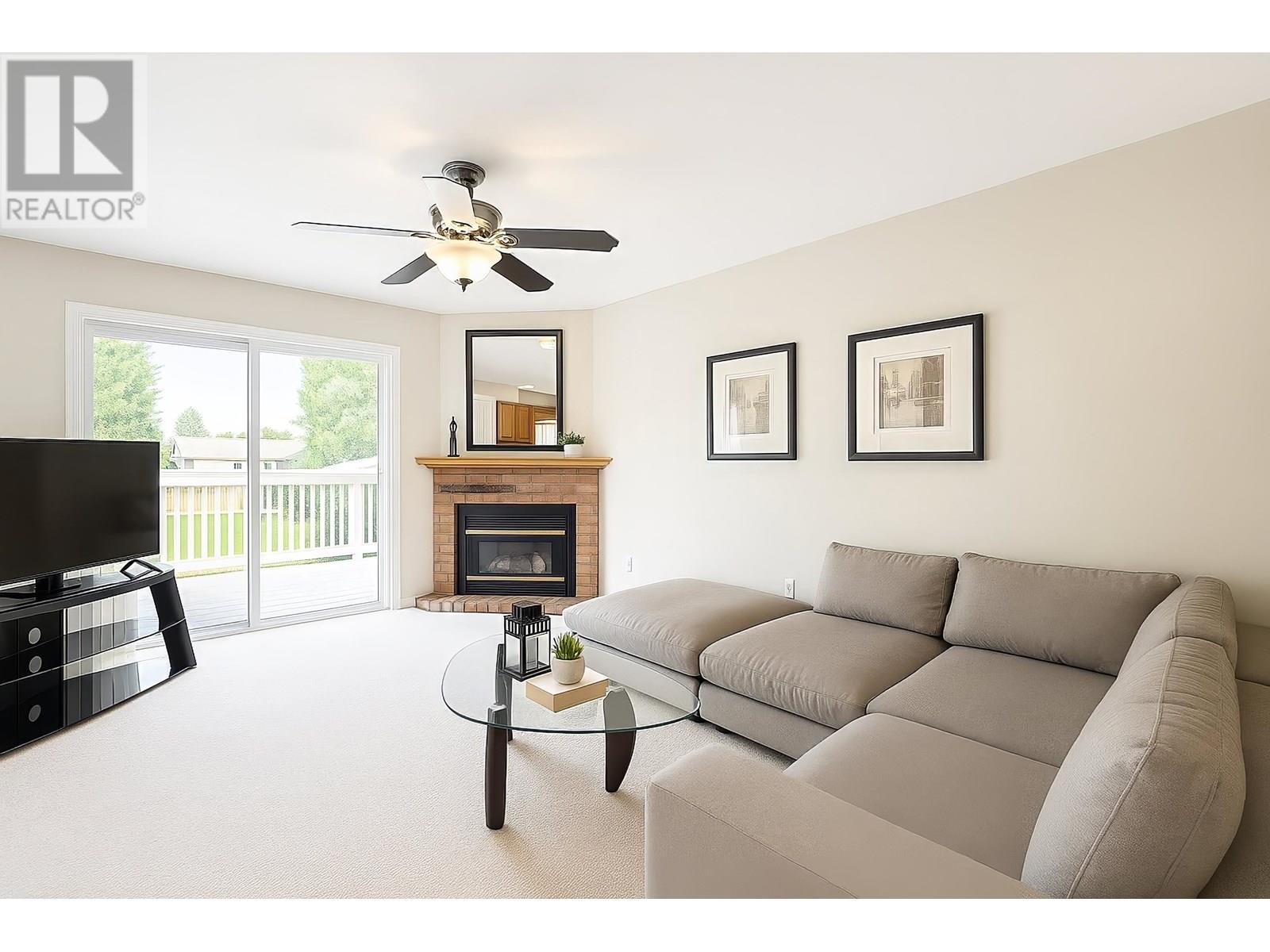 310 Mundy Street, Coquitlam, British Columbia  V3K 5M4 - Photo 9 - R3014461