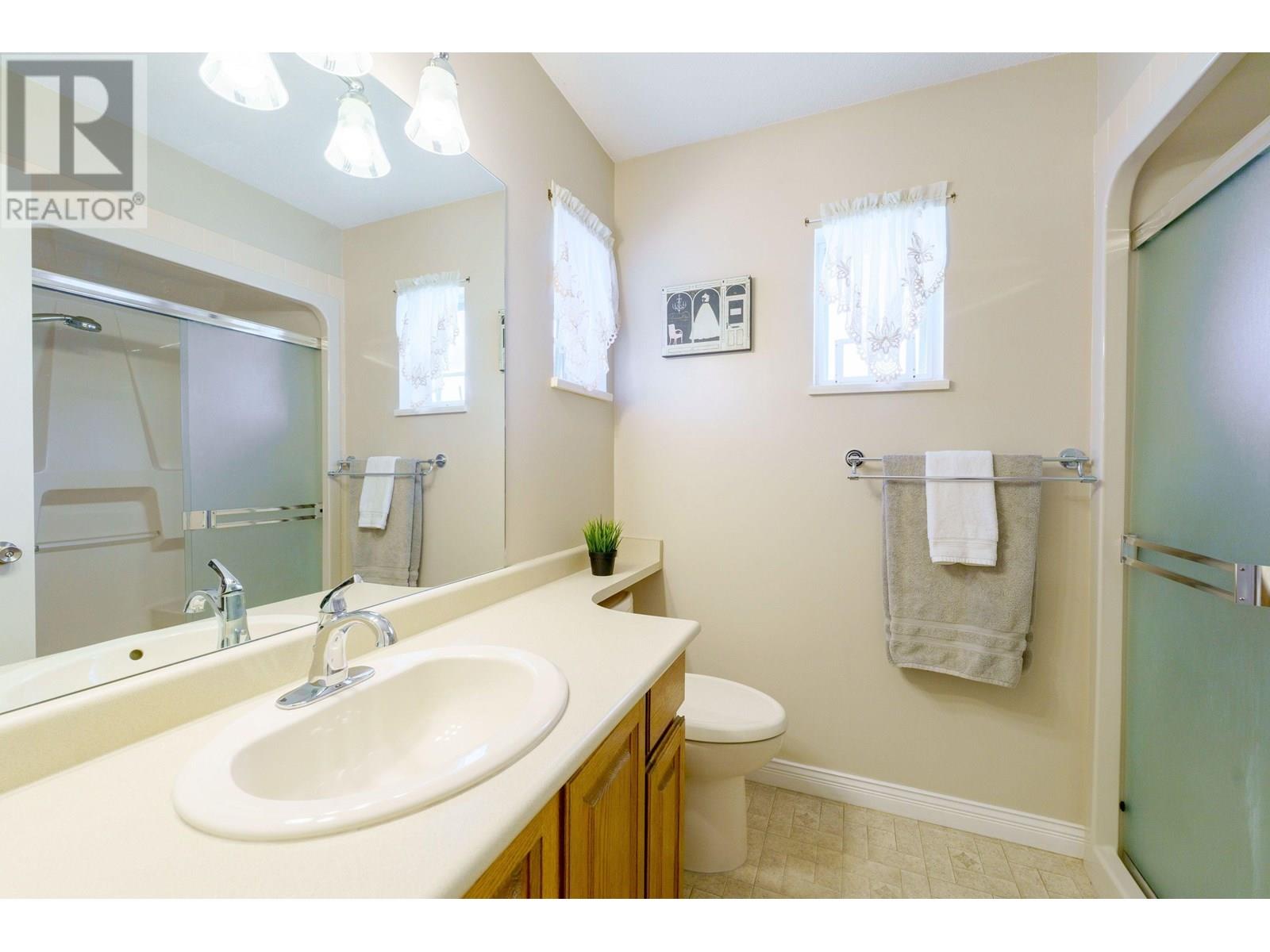 310 Mundy Street, Coquitlam, British Columbia  V3K 5M4 - Photo 12 - R3014461