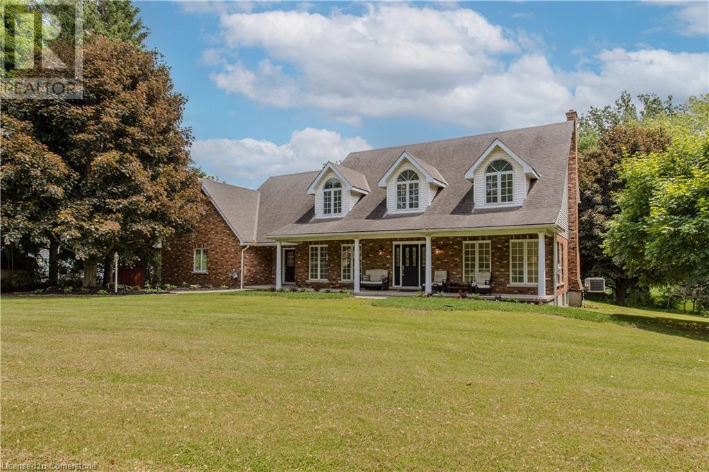 Property at 331 LANARK Street image 2