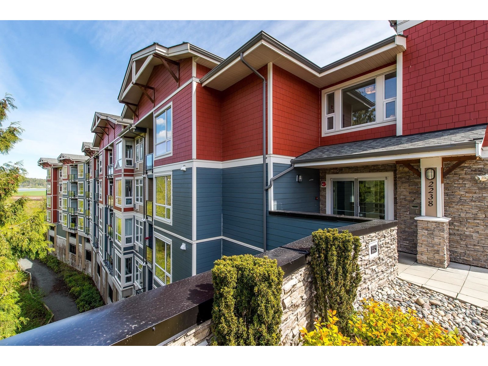 209 2238 Whatcom Road, Abbotsford, British Columbia  V3G 0E6 - Photo 3 - R3013597