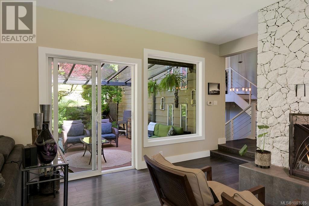 956 Royal Oak Dr, Saanich, British Columbia  V8X 3T4 - Photo 22 - 1003085